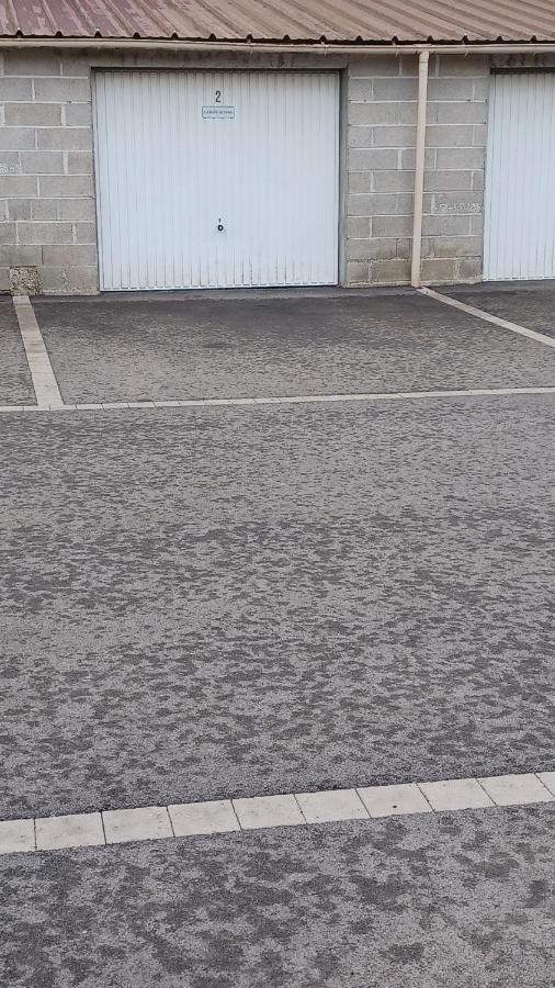Gite "La Bulle De Lena" Avec Petit-Dejeuner Garage Et Parking Flavigny Kültér fotó
